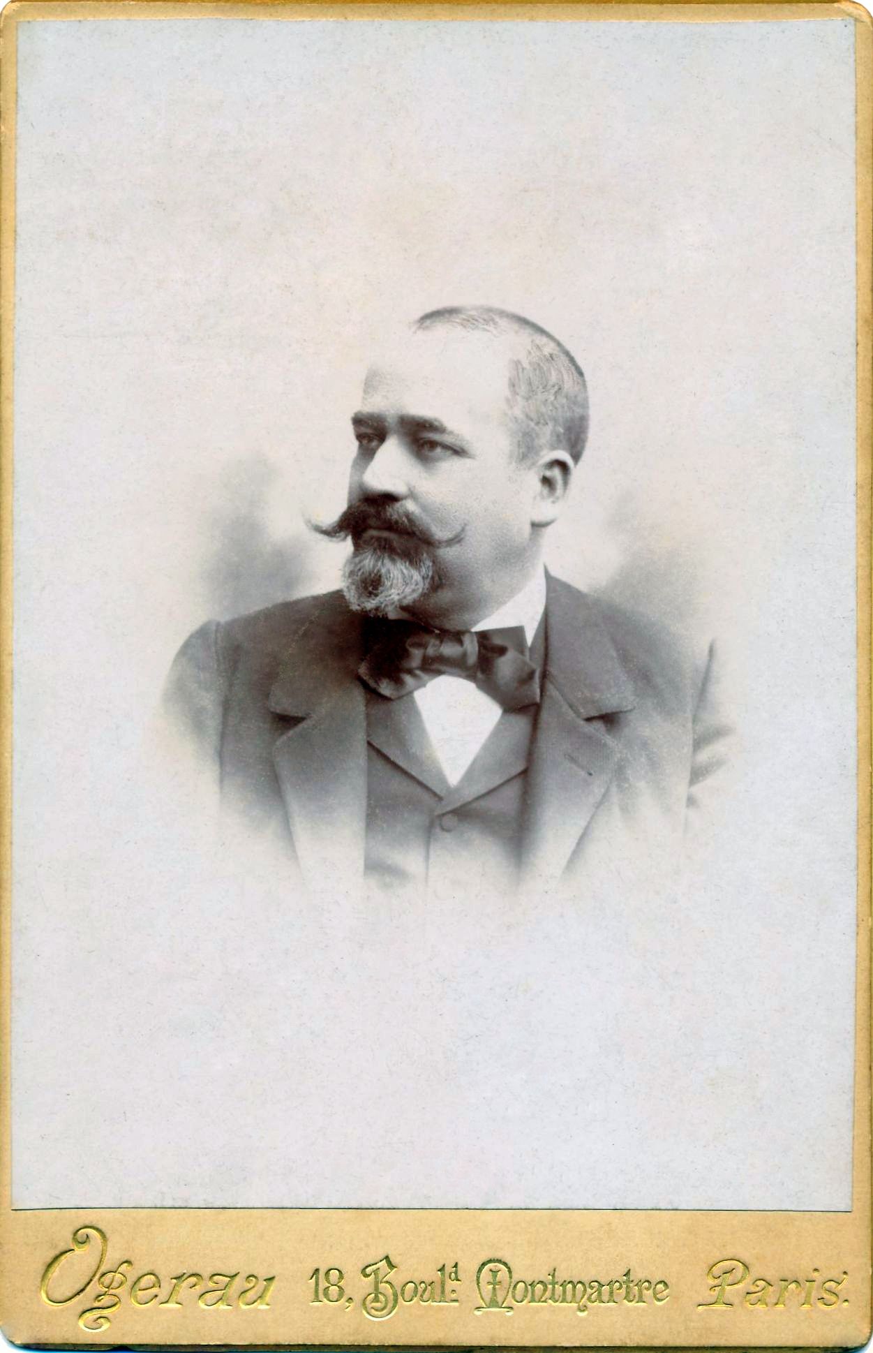 Qui sont les Dauvergne ?