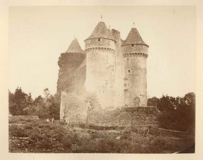 Les ruines du château de Sarzay par Placide Verdot (Archives départementales de l'Indre, 6 Fi 55)